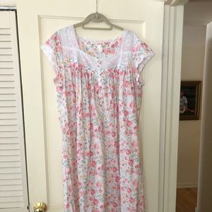 Eileen West Floral Lace XL Nightgown-new